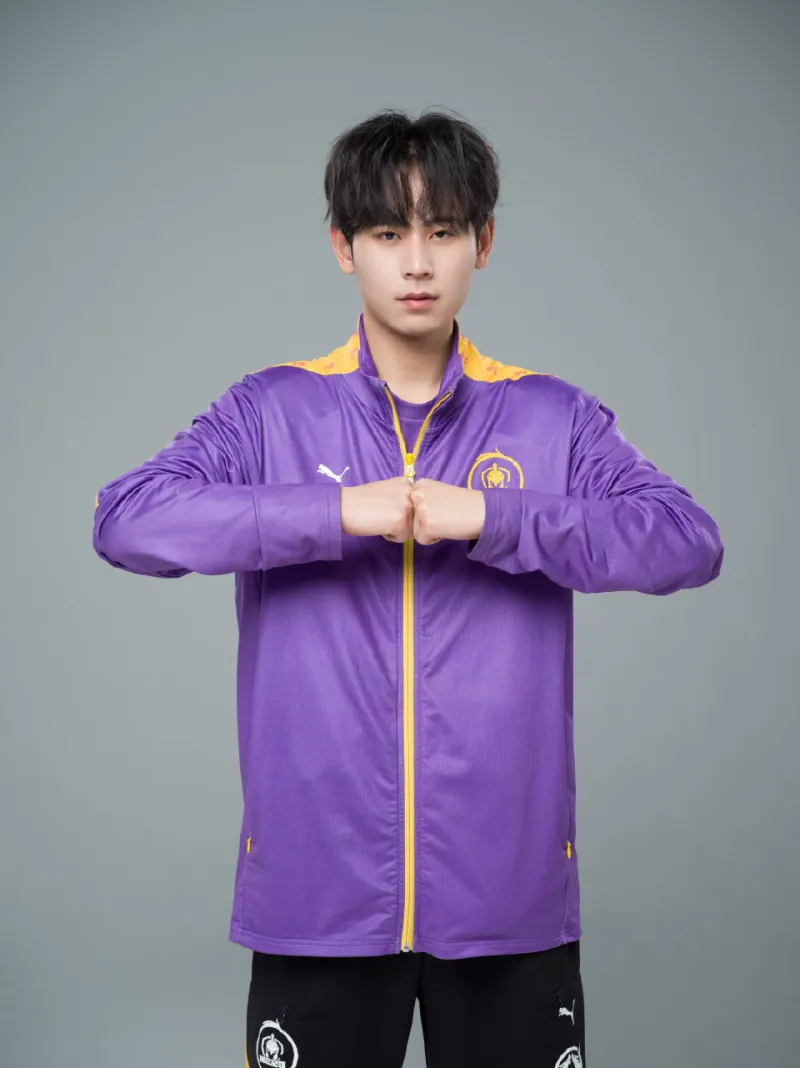 开云体育下载-kpl5位置，请问每个位置颜值最高的选手是谁？